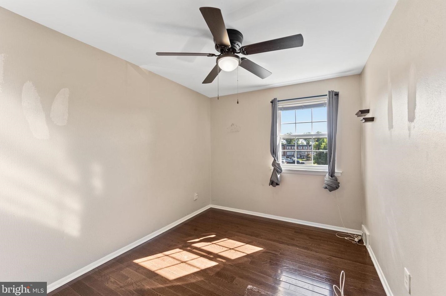 12437 Sweet Briar Rd, Philadelphia PA 19154-1317 exterior