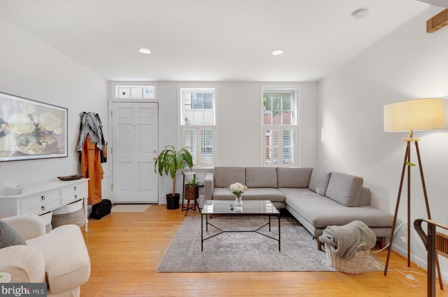 2103 Naudain St, Philadelphia PA  19146-1218 exterior