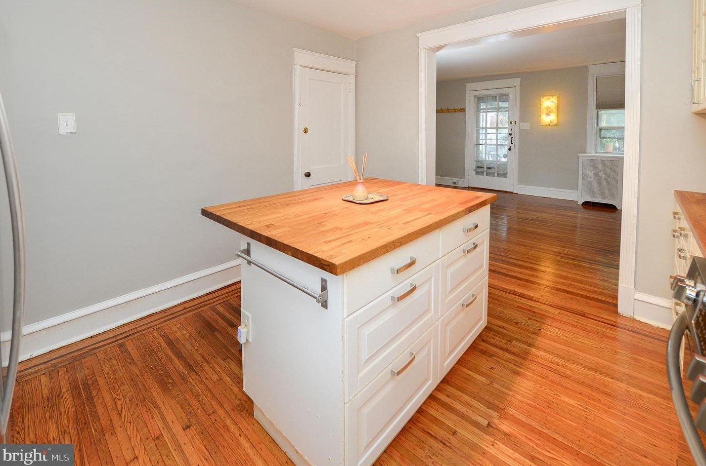 3525 Vaux St, Philadelphia PA 19129-1447 exterior