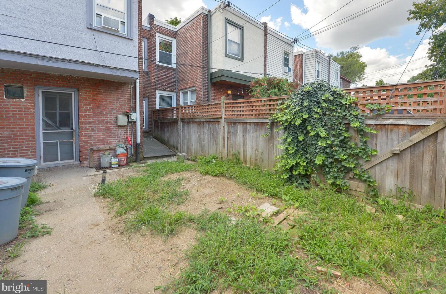 3525 Vaux St, Philadelphia PA 19129-1447 exterior