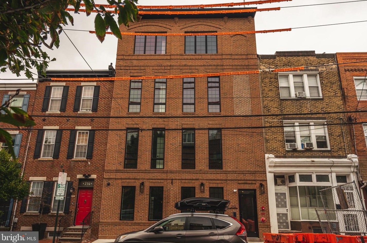 713 Mildred St, Philadelphia PA  19147-2042 exterior