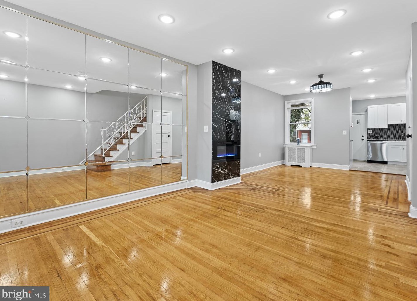 1926 Sparks St, Philadelphia PA 19120-1421 exterior