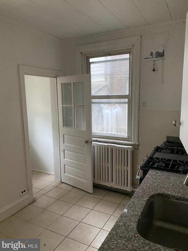 485 Sanger St, Philadelphia PA 19120-1727 exterior