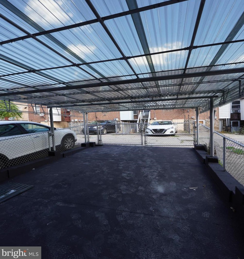 2129 Sanger St, Philadelphia PA 19124-1106 exterior