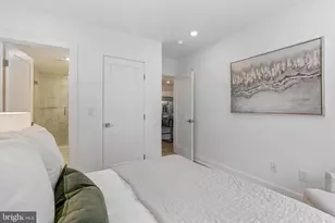 825 Bainbridge St, Philadelphia, PA 19147 - Photo 11