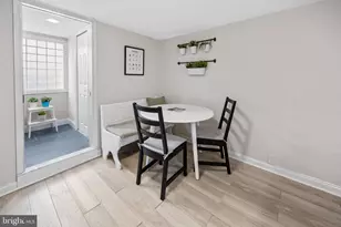 1019 Lombard St, Philadelphia, PA 19147 - Photo 15