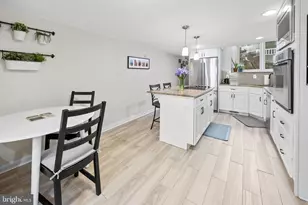 1019 Lombard St, Philadelphia, PA 19147 - Photo 11