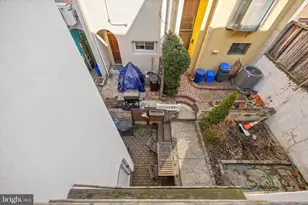 1019 Lombard St, Philadelphia, PA 19147 - Photo 23