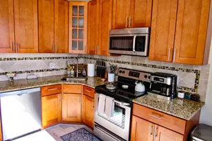 2573 Orthodox St, Philadelphia, PA 19137 - Photo 9