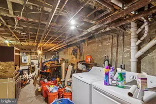 2410 Wharton St, Philadelphia, PA 19146 - Photo 35