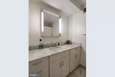 219 S 18th Street #703, Philadelphia, PA 19103 - Photo 11