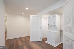 727 N 39th St, Philadelphia, PA 19104 - Photo 23