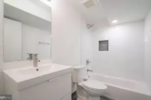 727 N 39th St, Philadelphia, PA 19104 - Photo 21