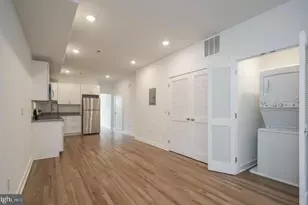 727 N 39th St, Philadelphia, PA 19104 - Photo 29