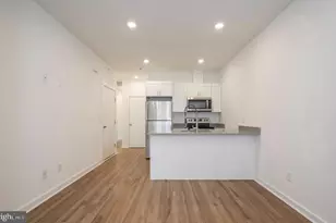 727 N 39th St, Philadelphia, PA 19104 - Photo 41