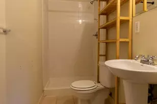 1324 Locust St, Philadelphia, PA 19107 - Photo 17