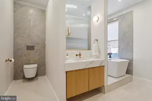 1911 Mt Vernon St, Philadelphia, PA 19130 - Photo 17