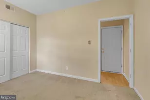 909 N 19th St, Philadelphia, PA 19130 - Photo 11