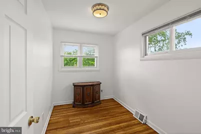 2426 S Rosella Street, Philadelphia, PA 19153 - Photo 13