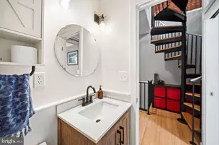 1516 Catharine St, Philadelphia, PA 19146 - Photo 9