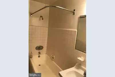 2601 Pennsylvania Avenue #1027, Philadelphia, PA 19130 - Photo 5