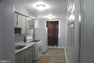 565 E Tabor Rd, Philadelphia, PA 19120 - Photo 9