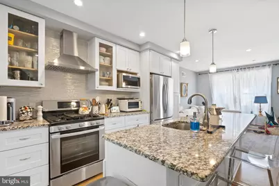 2610 Catharine Street, Philadelphia, PA 19146 - Photo 9