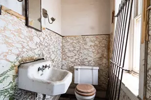 2312 Reed St, Philadelphia, PA 19146 - Photo 13