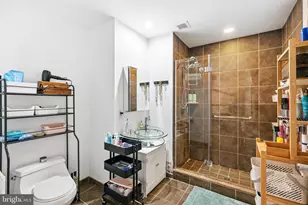 1352 South St, Philadelphia, PA 19147 - Photo 17