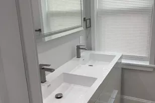 2061 Tasker St, Philadelphia, PA 19145 - Photo 15