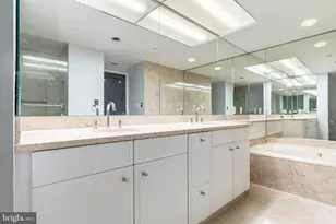 202 W Rittenhouse Square, Philadelphia, PA 19103 - Photo 29