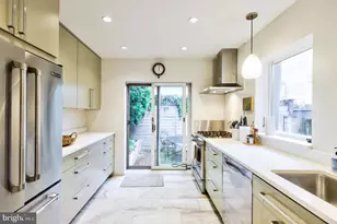 751 N Taylor St, Philadelphia, PA 19130 - Photo 5