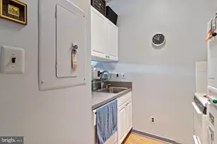 1010 Race St, Philadelphia, PA 19107 - Photo 7