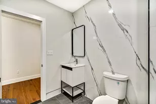 182 E Huntingdon St, Philadelphia, PA 19125 - Photo 9