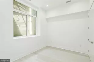 142R S Front St, Philadelphia, PA 19106 - Photo 33