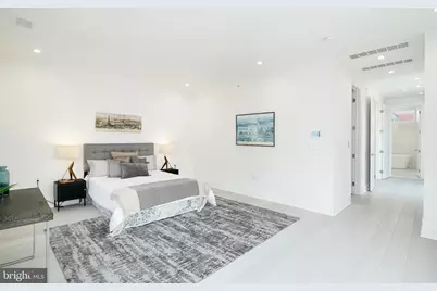 142R S Front Street, Philadelphia, PA 19106 - Photo 11