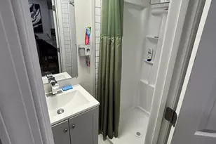 5921 N Lawrence St, Philadelphia, PA 19120 - Photo 7