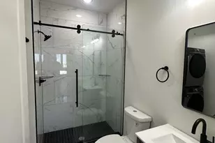 2331 E York St, Philadelphia, PA 19125 - Photo 17