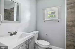 171 E Sharpnack St, Philadelphia, PA 19119 - Photo 7