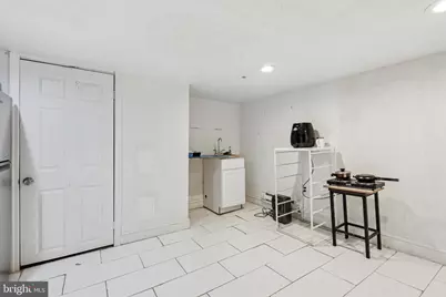 517 N 35th Street, Philadelphia, PA 19104 - Photo 9