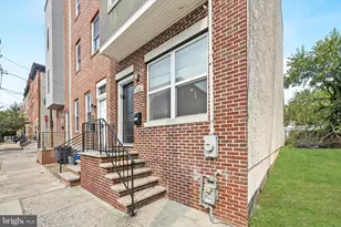 1639 Francis St, Philadelphia, PA 19130 - Photo 3