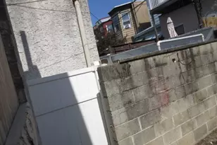 207 Watkins St, Philadelphia, PA 19148 - Photo 13