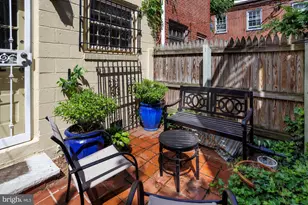 1230 Waverly Walk, Philadelphia, PA 19147 - Photo 11