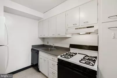 604 S Washington Square #1111, Philadelphia, PA 19106 - Photo 7