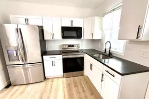 2421 N Leithgow St, Philadelphia, PA 19133 - Photo 7