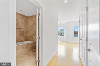 2103 E Susquehanna Avenue, Philadelphia, PA 19125 - Photo 13