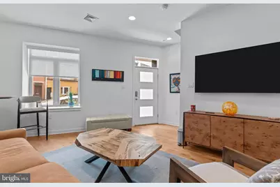 813 E Passyunk Avenue, Philadelphia, PA 19147 - Photo 3