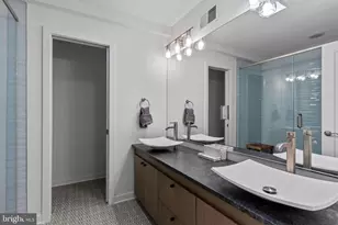 813 E Passyunk Ave, Philadelphia, PA 19147 - Photo 25