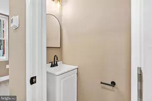 2028 W Oxford St, Philadelphia, PA 19121 - Photo 5