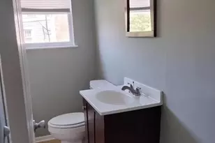 1112 Carpenter St, Philadelphia, PA 19147 - Photo 9